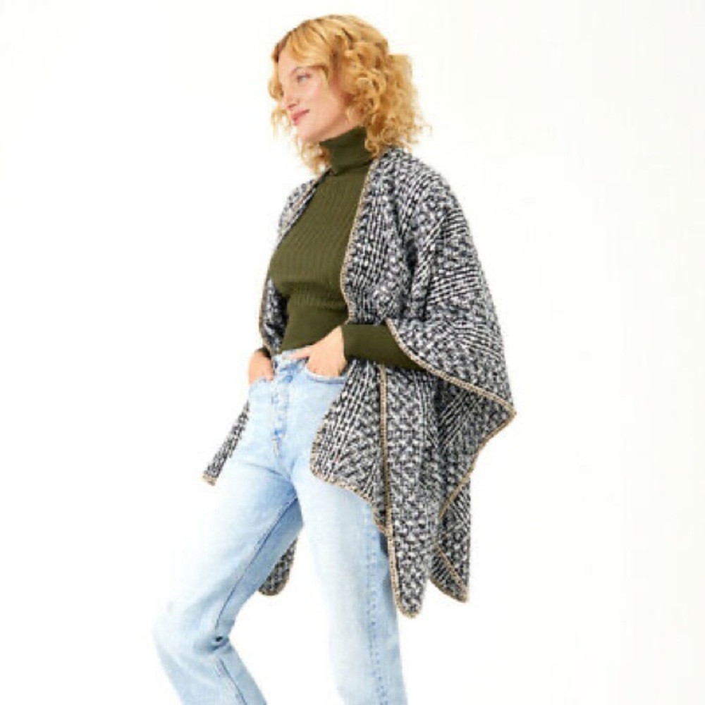 Summer and Rose Erica Wrap